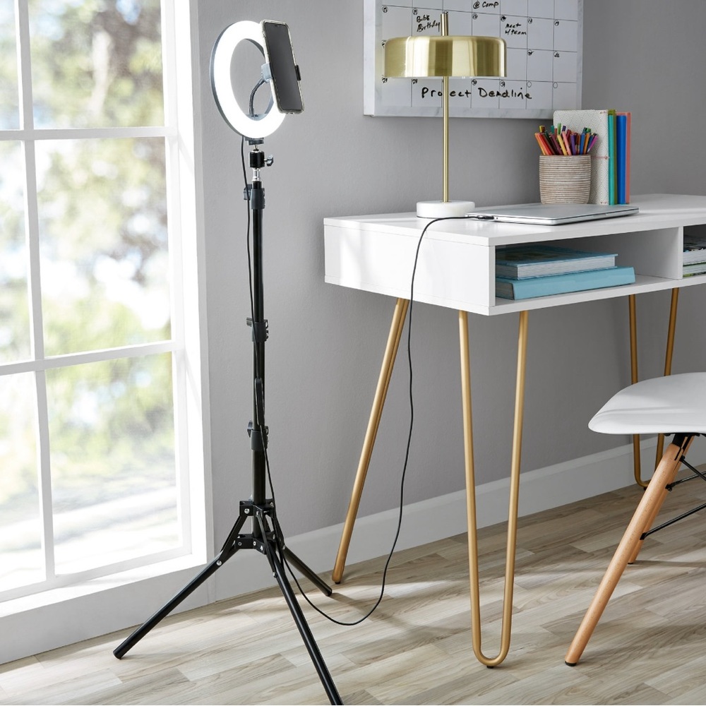 Focus Onn Selfie Ring Light with tripod and remote control